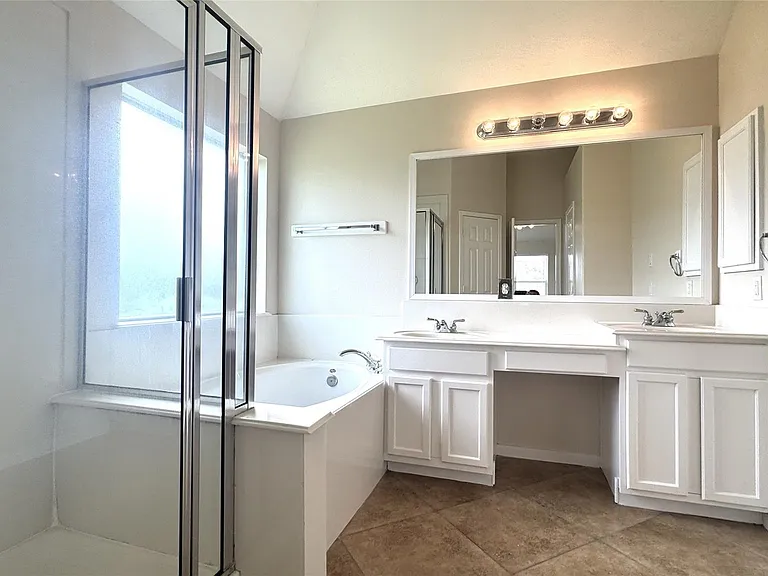 24926 Ranch Lake Ct — Photo 19