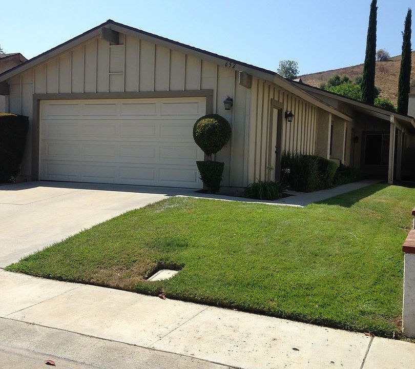 1st image of 652 Lavender Pl