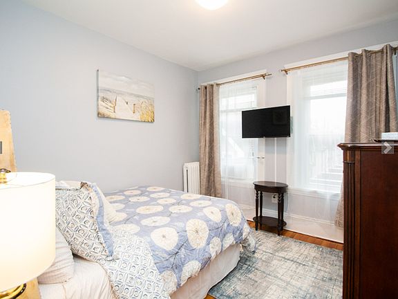 5th image of 636 Washington St APT 5