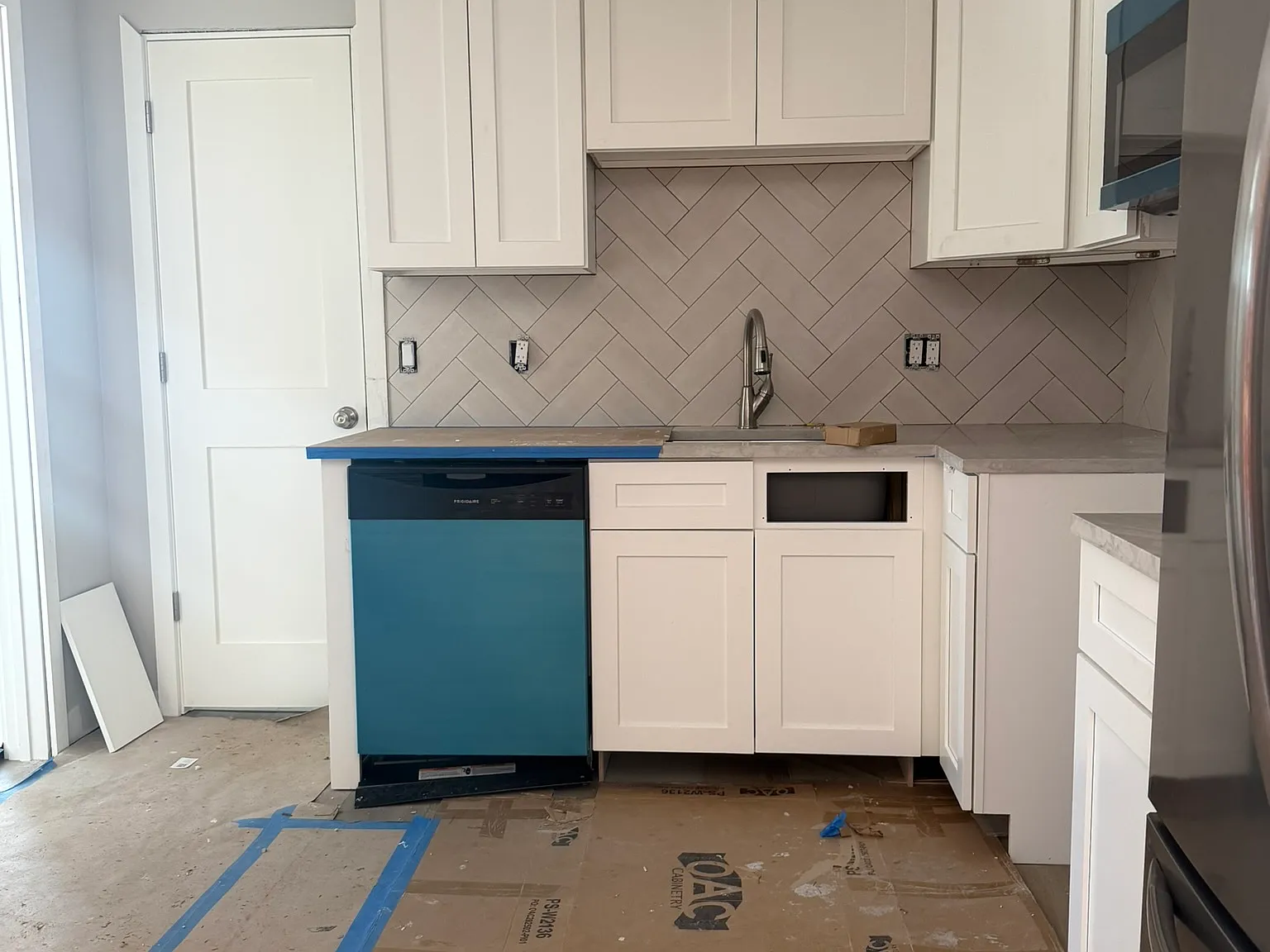 2 bed, 850 sqft, $2,850 — Photo 1