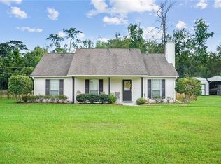 61561 Fish Hatchery Rd, Lacombe, LA 70445