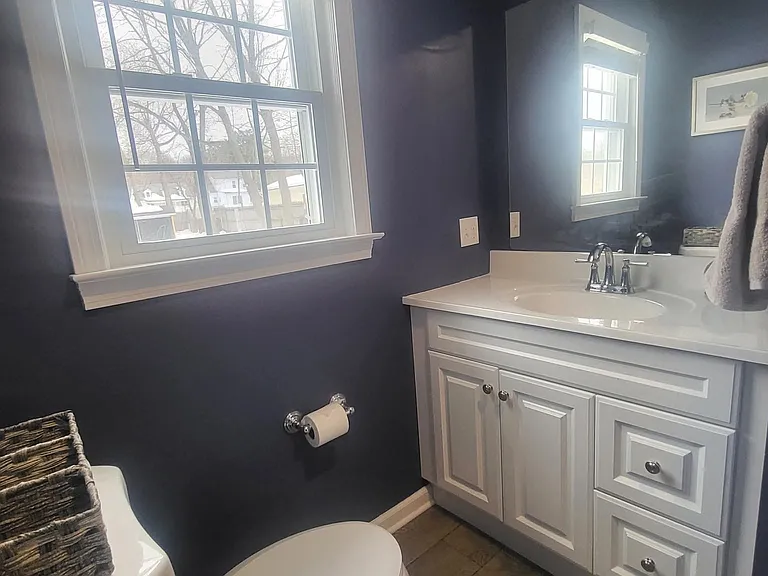 239 Maple Ave — Photo 8
