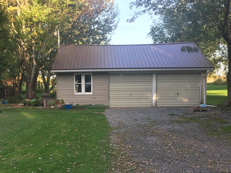 2nd image of 8687 Cole Rd