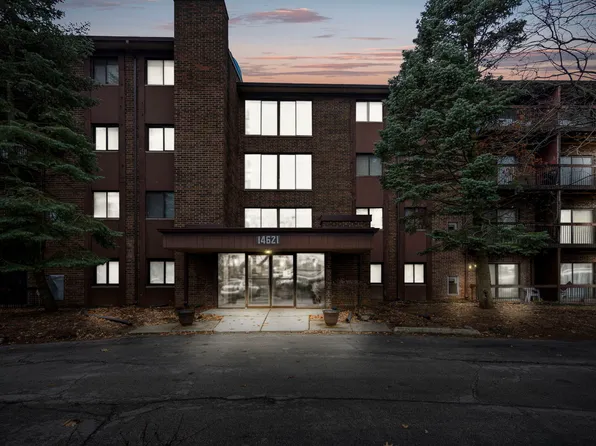 14621 Greenwood Rd #206, Dolton, IL 60419