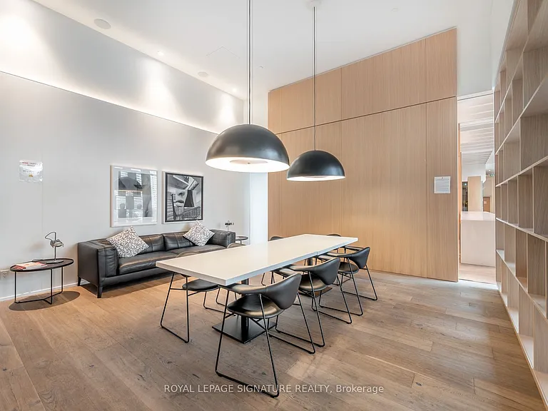 5 Soudan Ave #1010 — Photo 11