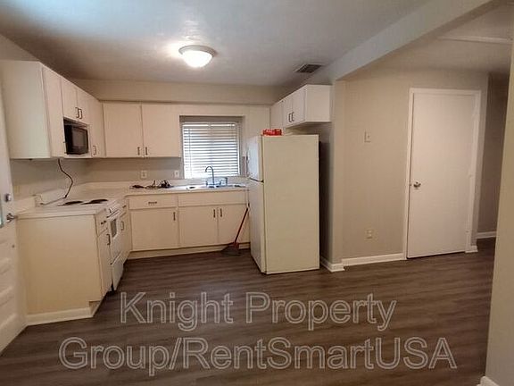 2nd image of 1626 Alexander Dr