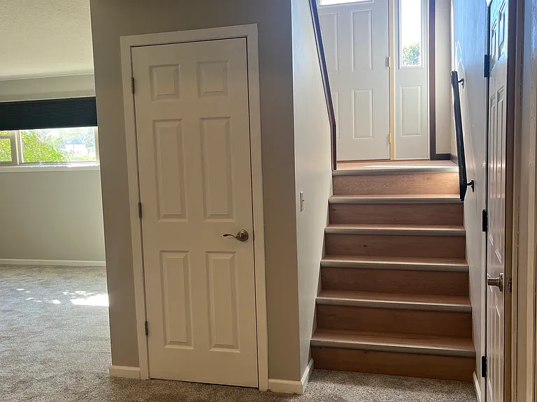 3885 Tam O Shanter Dr N — Photo 22
