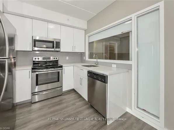 1291 Gordon St #124, Guelph, ON N1L 0M5