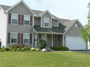 26151 W Winding Oak Ct, Channahon, IL 60410