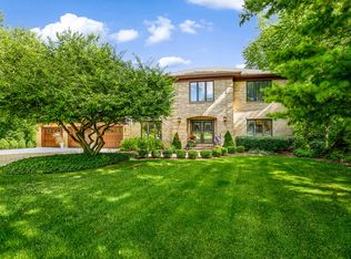 5N617 Hidden Springs Dr, St Charles, IL 60175
