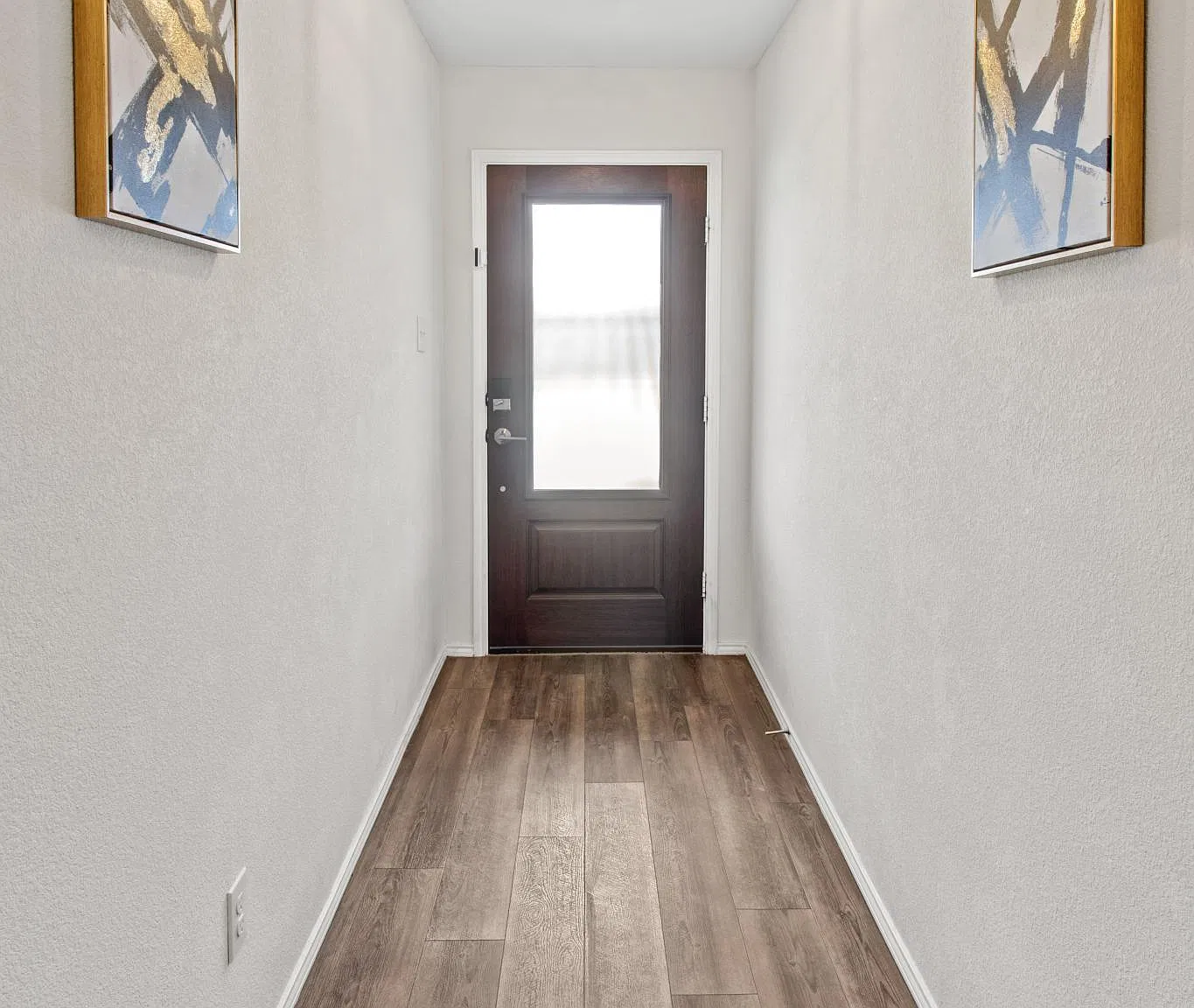 1602 Westfall Dr — Photo 4