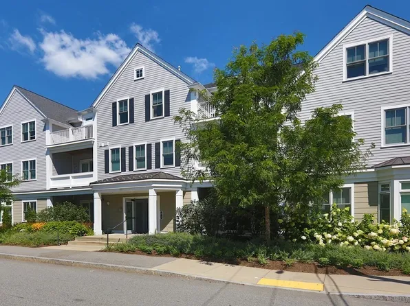 77 Court St #107, Newton, MA 02458