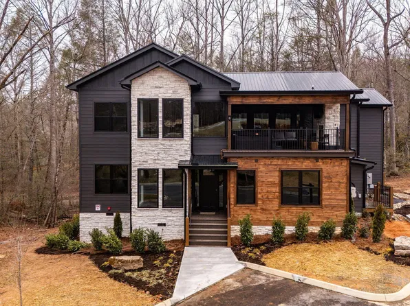 130 Mills Park Rd #15, Gatlinburg, TN 37738