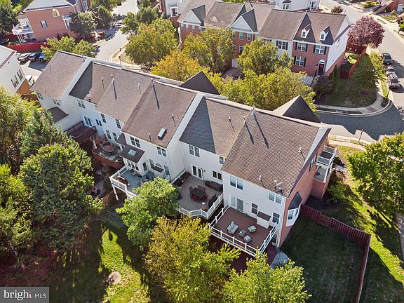 2nd image of 21342 Sawyer Sq