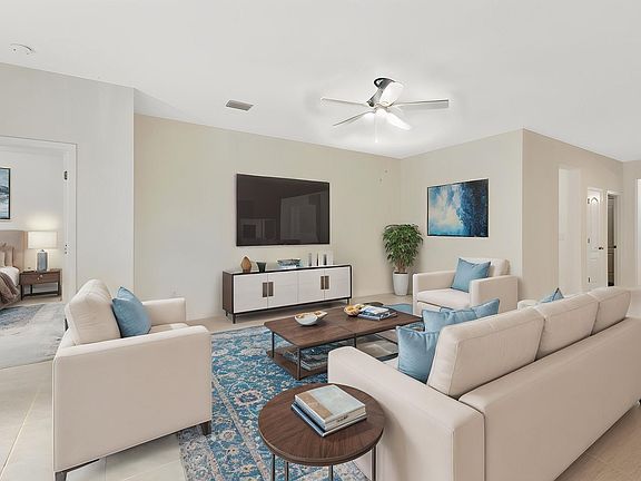 4th image of 10434 Scenic Hollow Dr