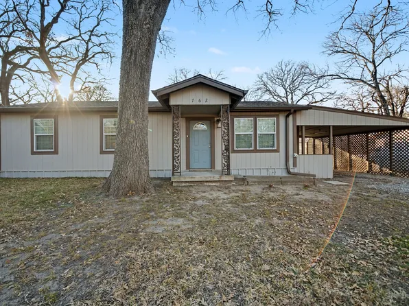 762 Oak Leaf Trl, East Tawakoni, TX 75472