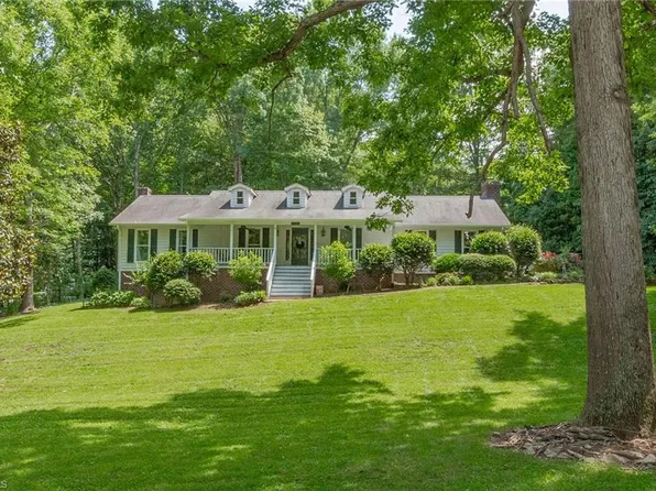 250 Oakmont Ter, Lexington, NC 27295