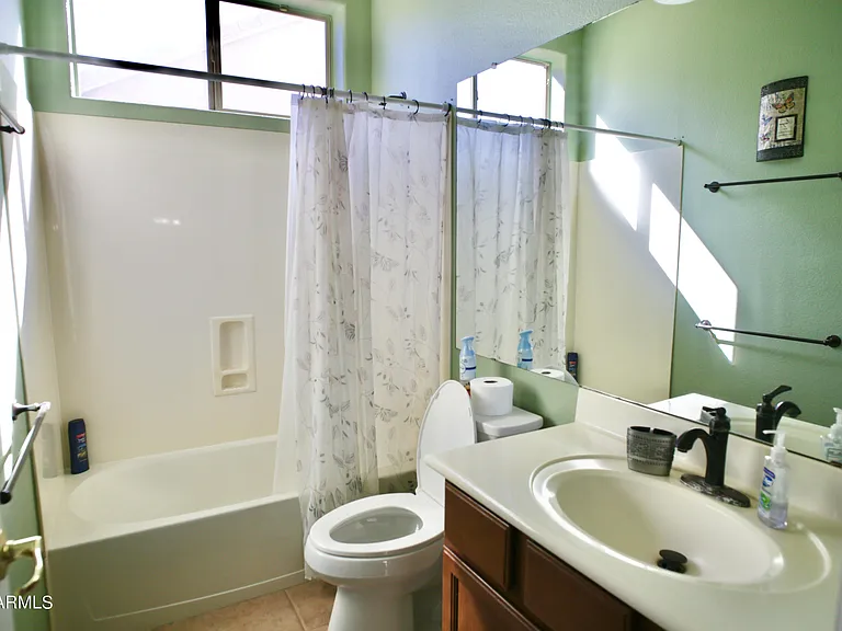 4683 S Oleander Dr — Photo 16