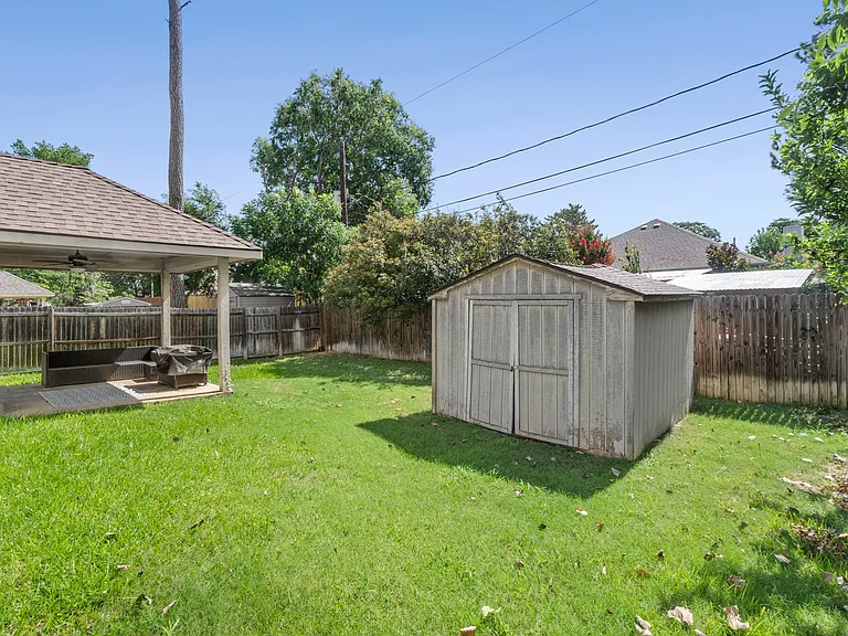 553 Cross Ridge Cir N — Photo 38