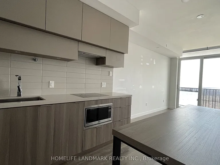 8 Eglinton Ave E #4207 — Photo 4