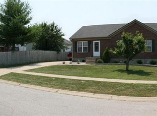 2003 Leland Dr, Shelbyville, KY 40065