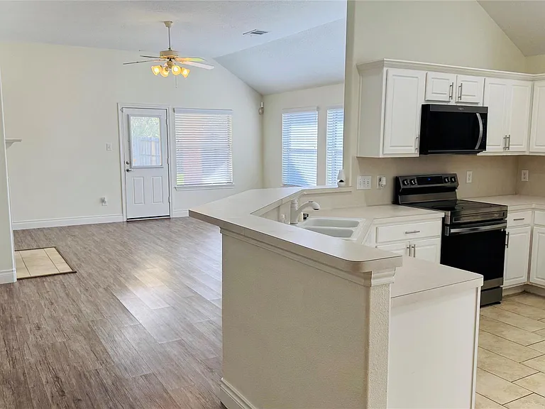 20210 Glen Burn Ct — Photo 4