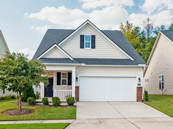 1218 Pulitzer Ln, Durham, NC 27703