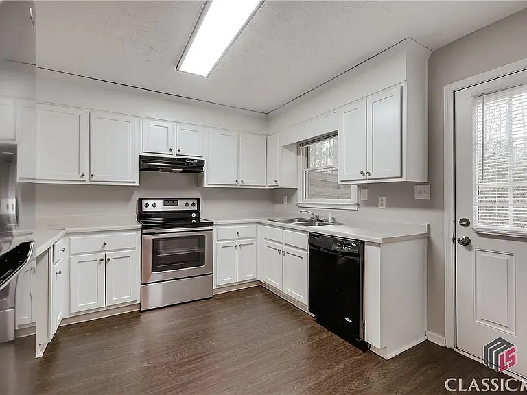 207 Highland Park Dr — Photo 6