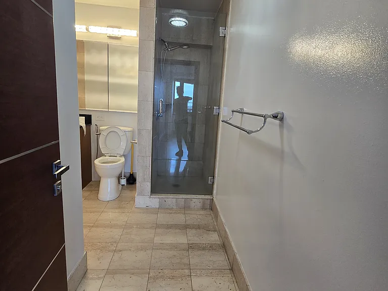 112 One Qns Blvd #19C — Photo 18