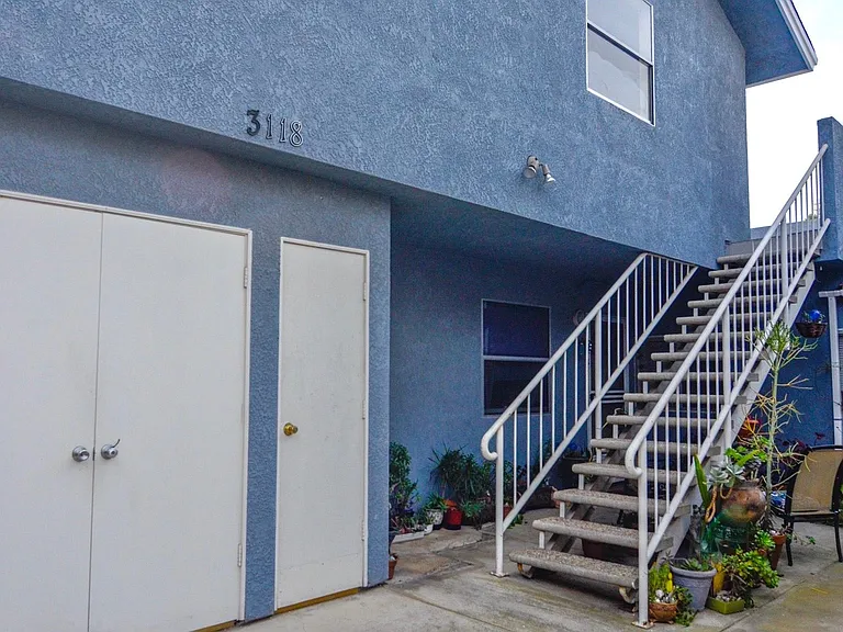 3118 Theresa St — Photo 2