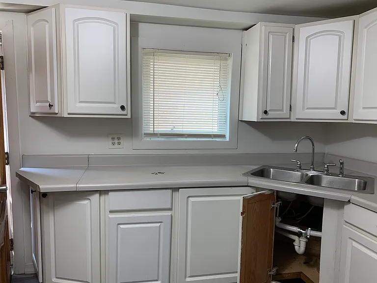 5234 S Moody Ave #1 — Photo 5