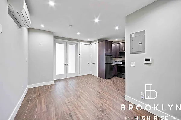 Rented by Brooklyn High Rise LLC | media 17