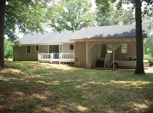 149 Cherokee Village Dr, Ball Ground, GA 30107
