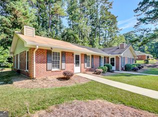 135 Belle Dr, Fayetteville, GA 30214