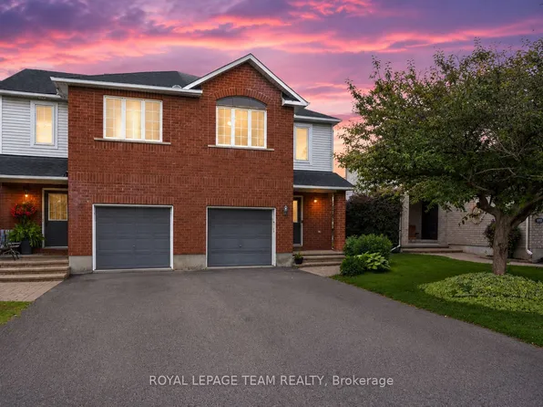 937 Goose River Ave, Ottawa, ON K1V 1T7