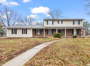 14 Wind Cave Dr, Springfield, IL 62712