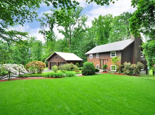 35 Ravine Rd, Windsor, CT 06095