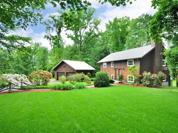 35 Ravine Road, Windsor, CT 06095