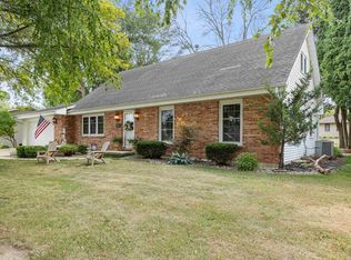 611 6th Ave SW, Cascade, IA 52033