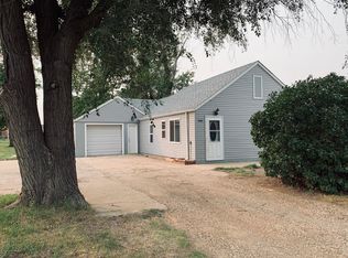 540 1st Ave SW, Dickinson, ND 58601