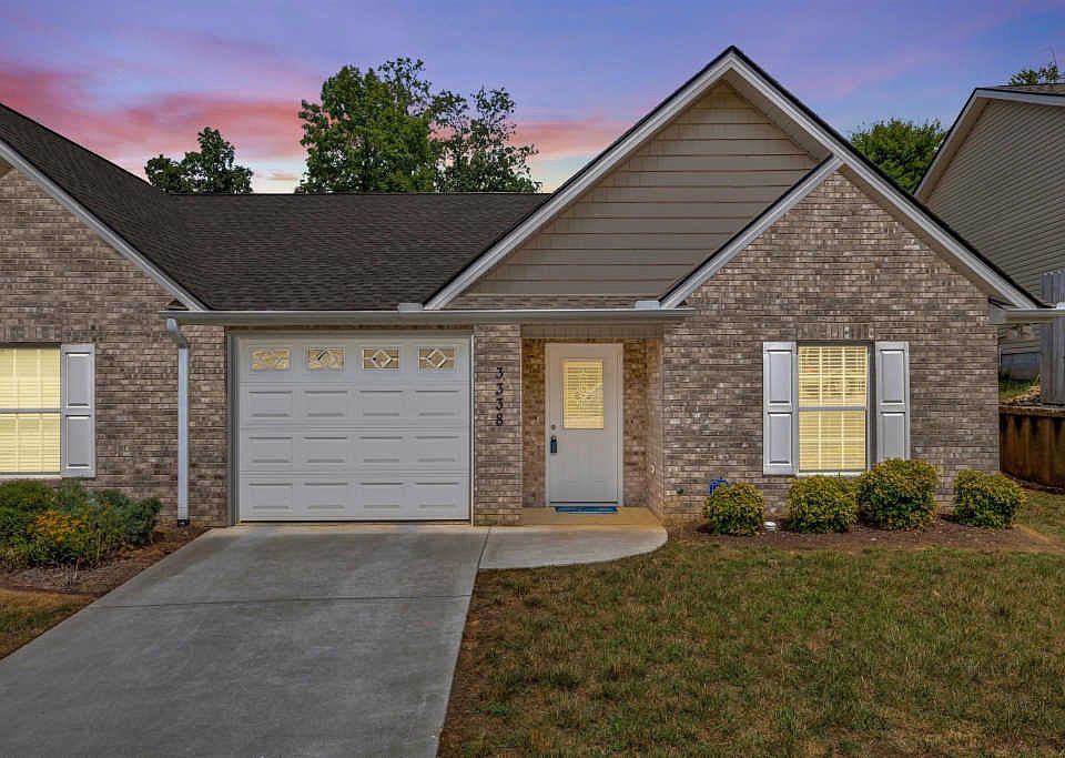 1st image of 3338 Cummins Ln