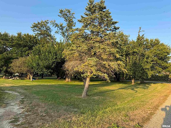 3rd image of 10065 Township Rd