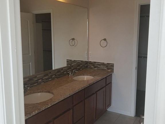 3rd image of 1112A Muirfield Bend Dr #A
