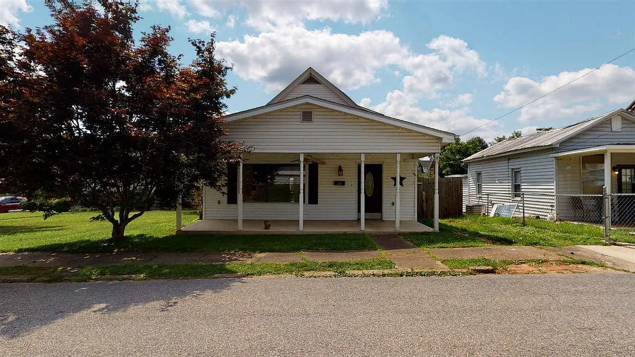 283 S Walnut St photo 1