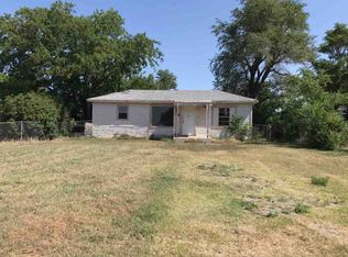 711 4th St, Elgin, OK 73538