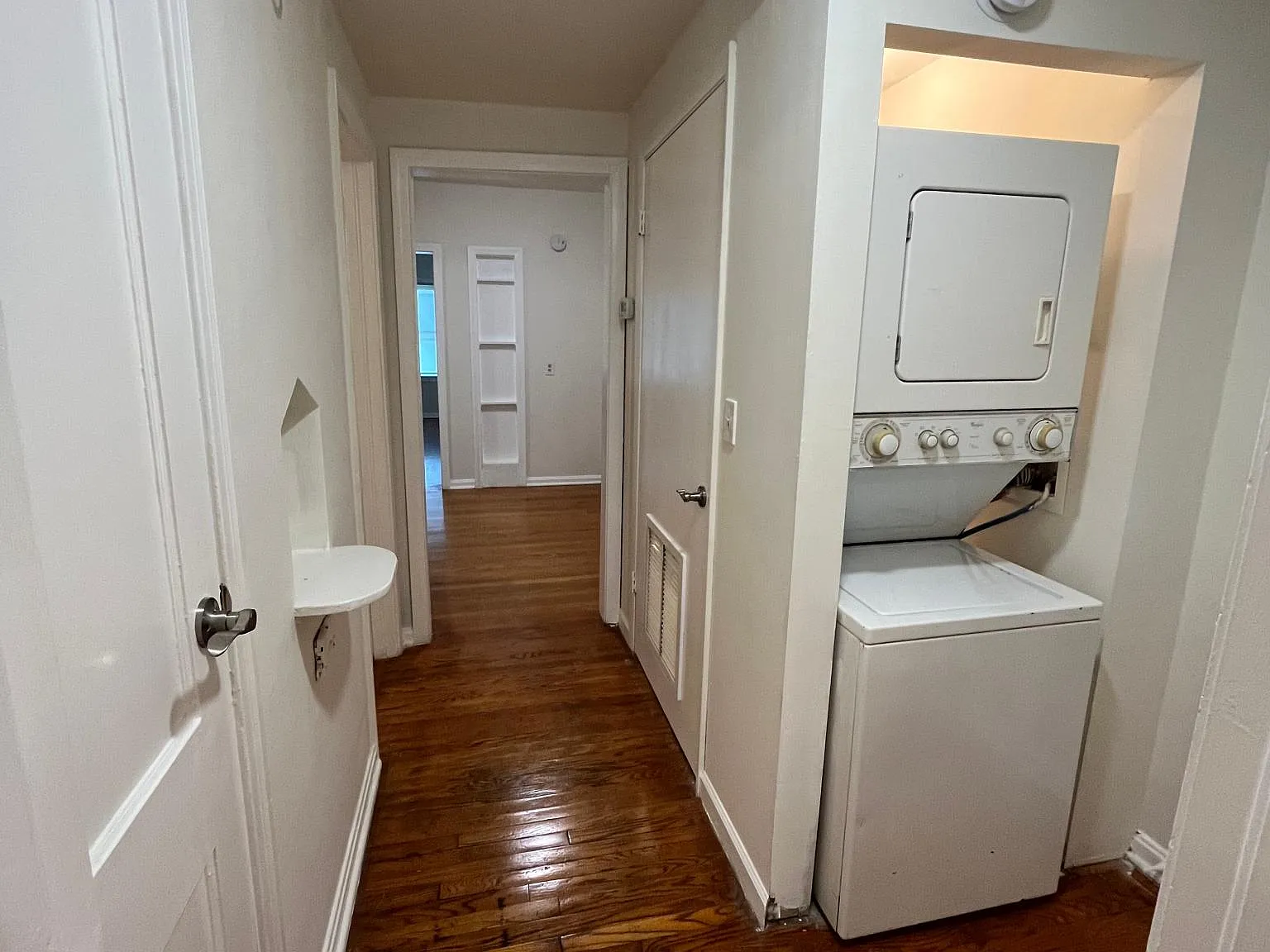 1 bed, 700 sqft, $1,075 — Photo 3