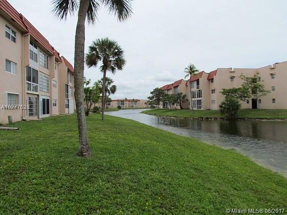 5th image of 2831 Sunrise Lakes Dr E APT 111