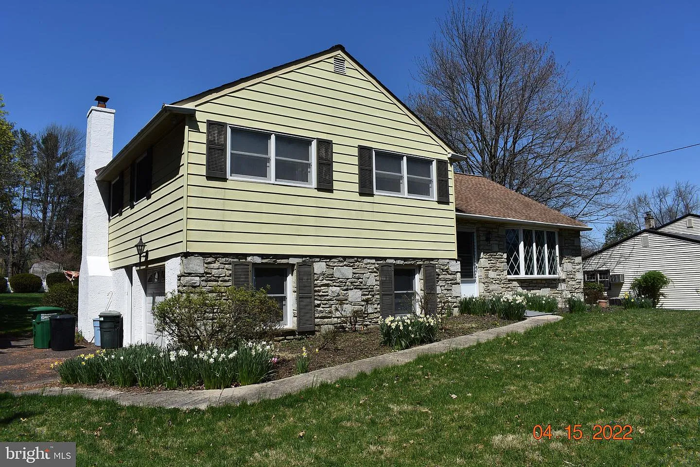 120 Fern Rd photo 1