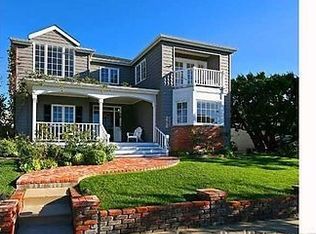 1045 Moana Dr, San Diego, CA 92107