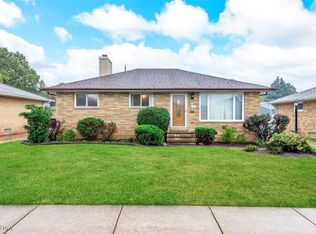 4722 Bentwood Dr, Brooklyn, OH
